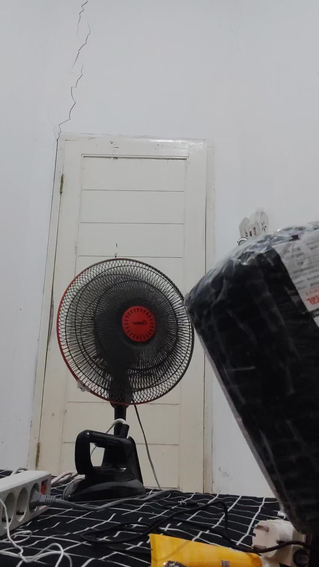 review image 0