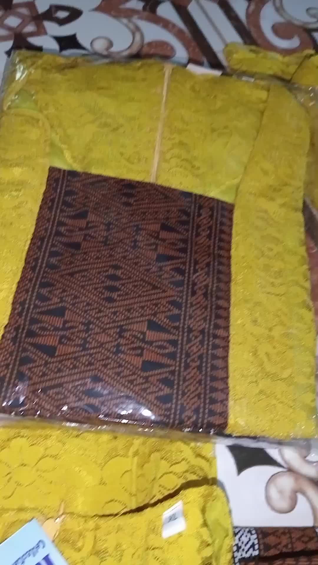 review image 0