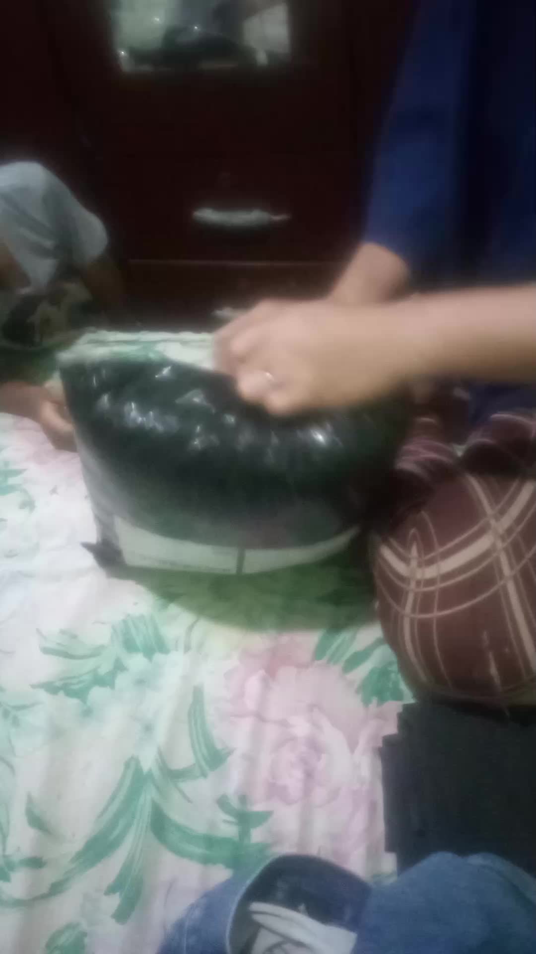 review image 0