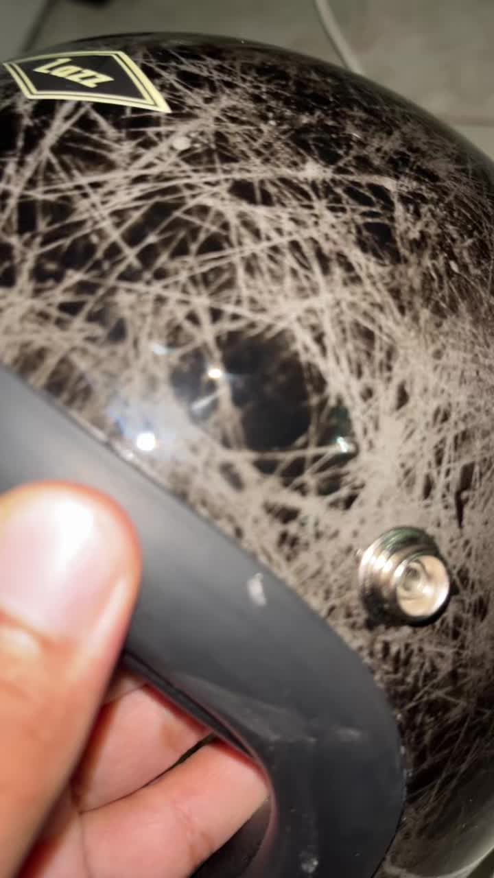 review image 0