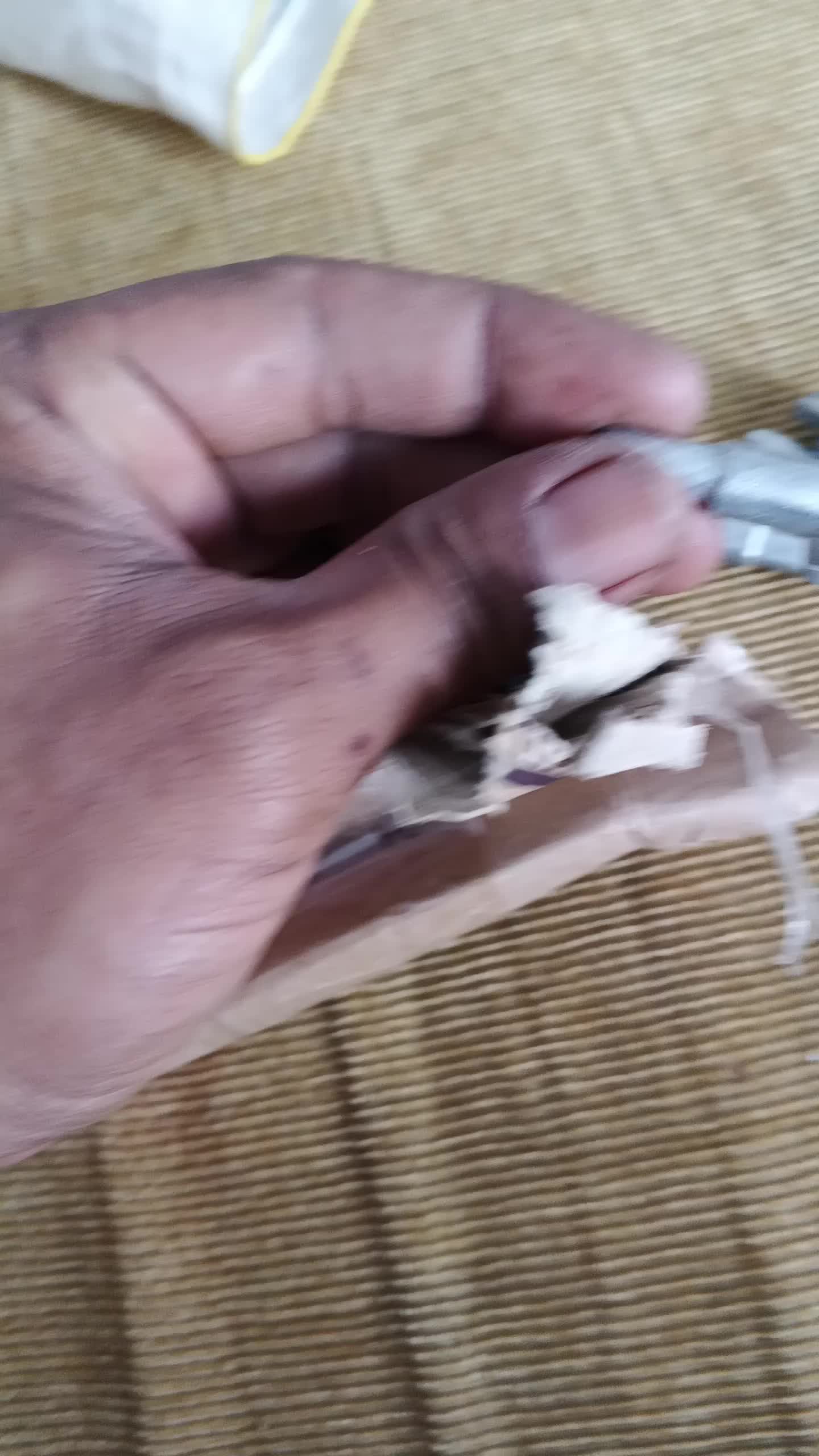 review image 0