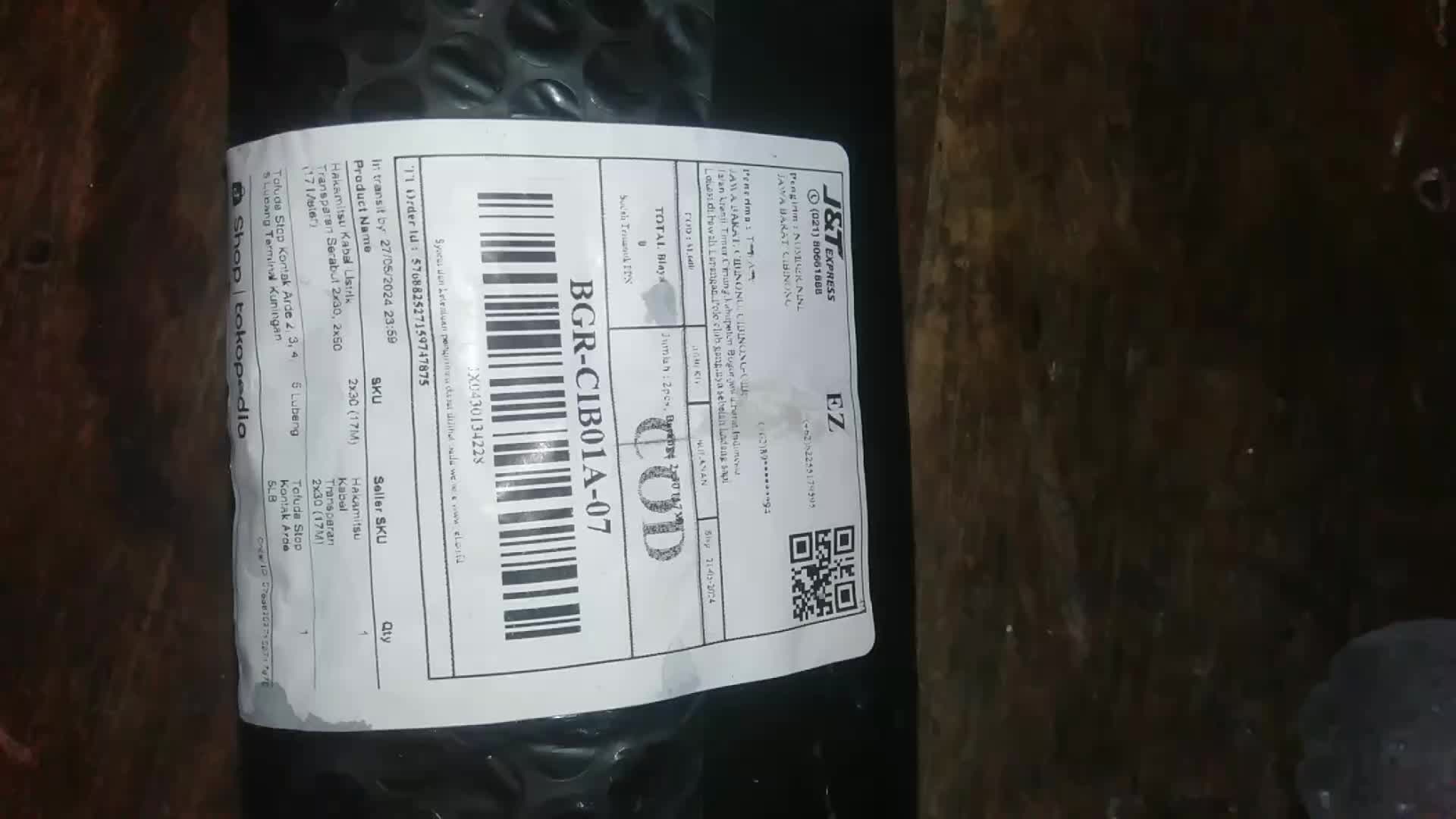 review image 0
