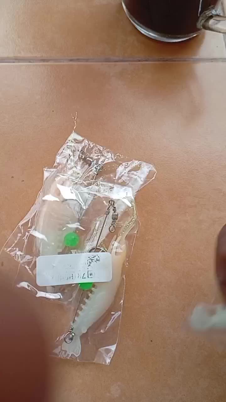 review image 0