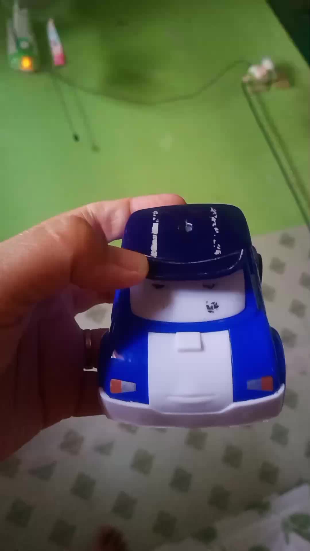 review image 0