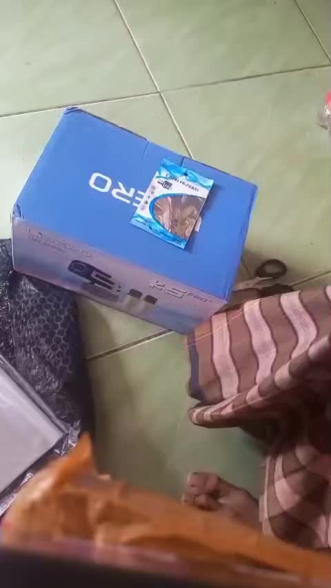 review image 0