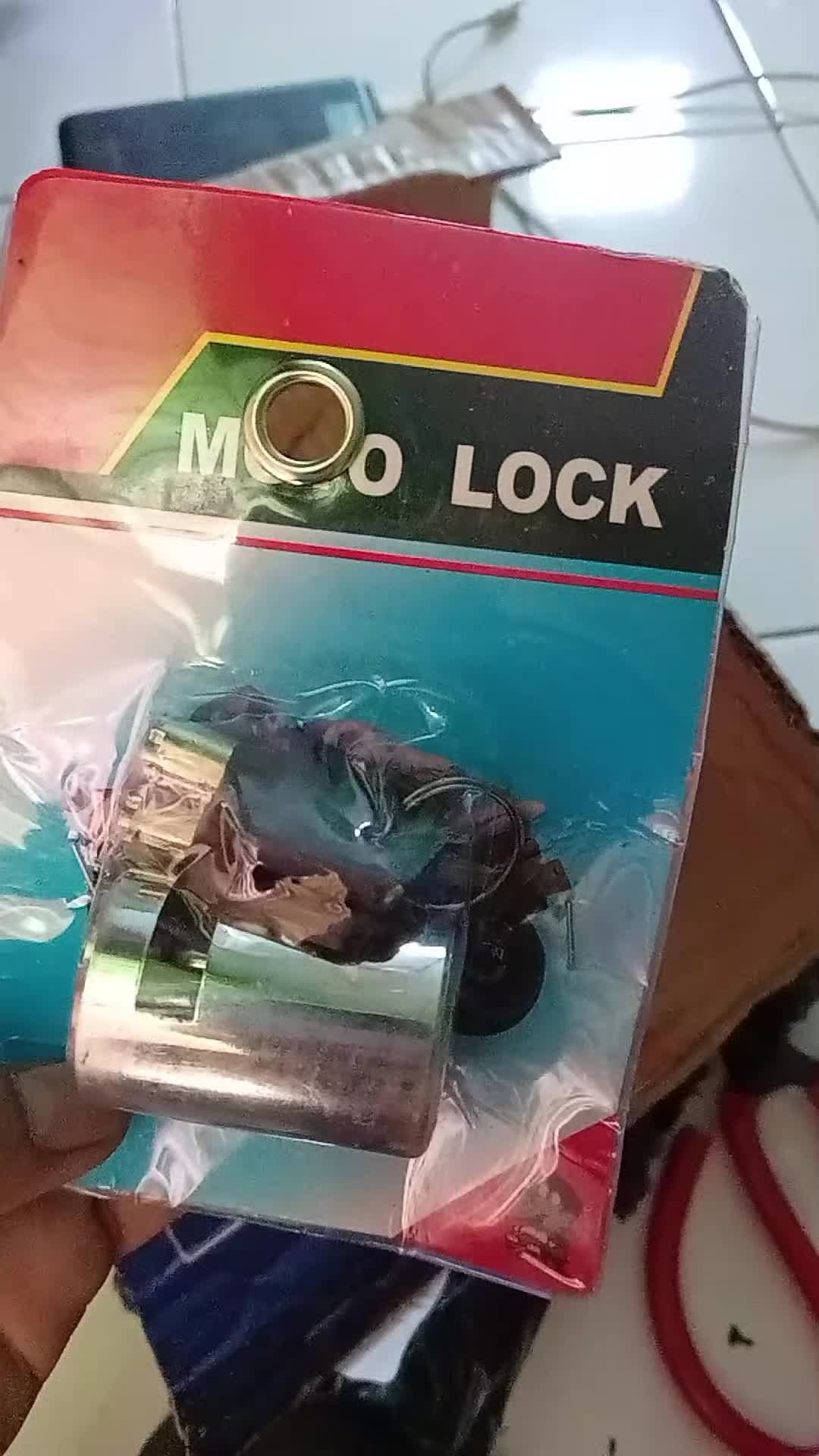 review image 0