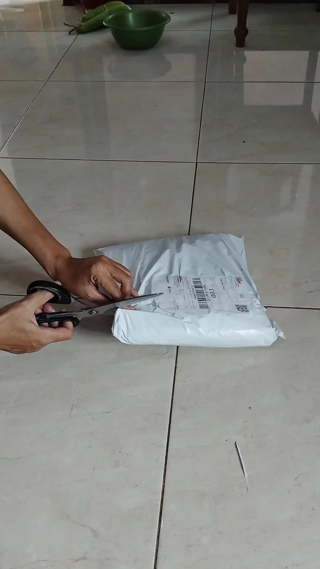 review image 0