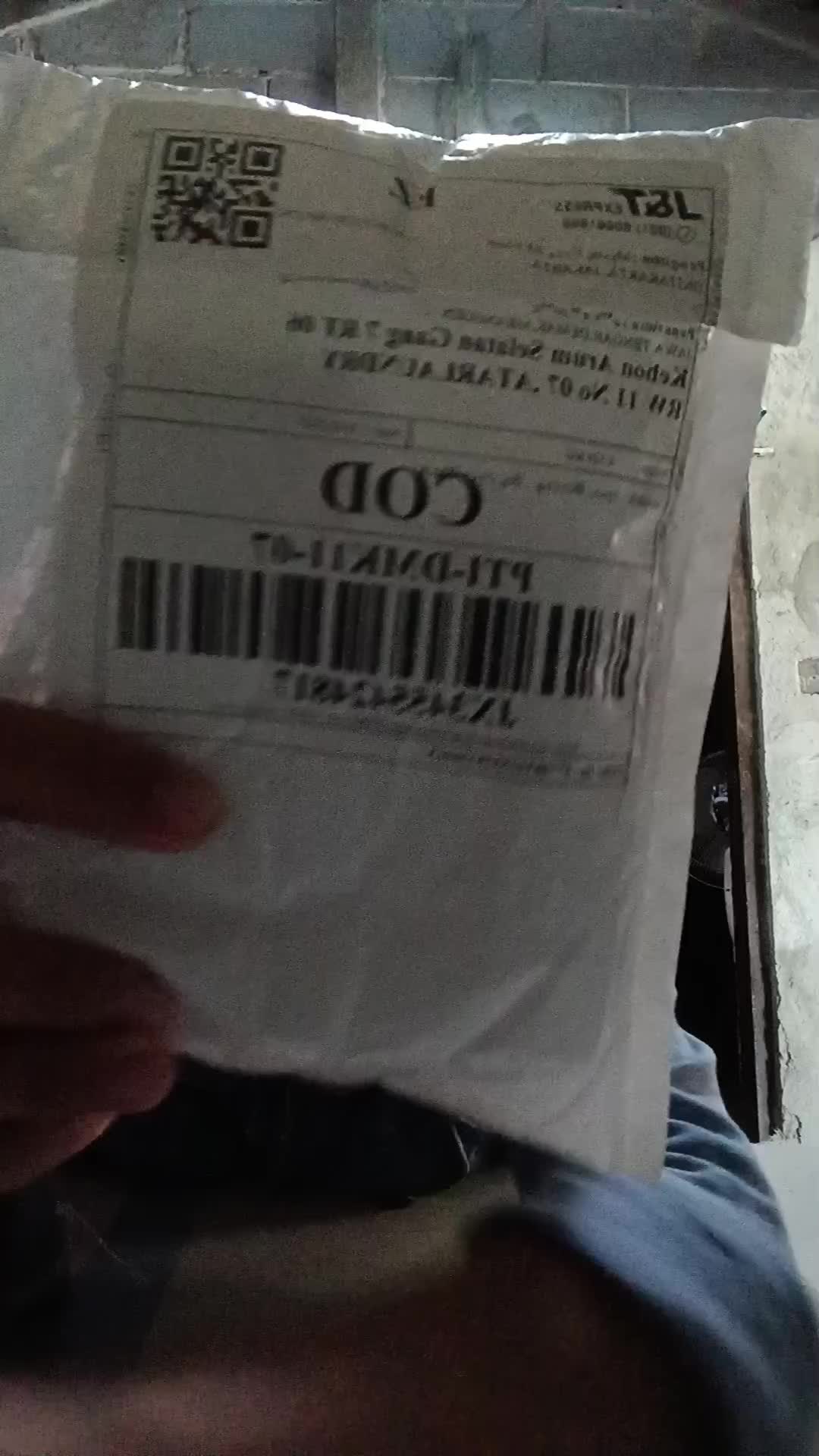 review image 0