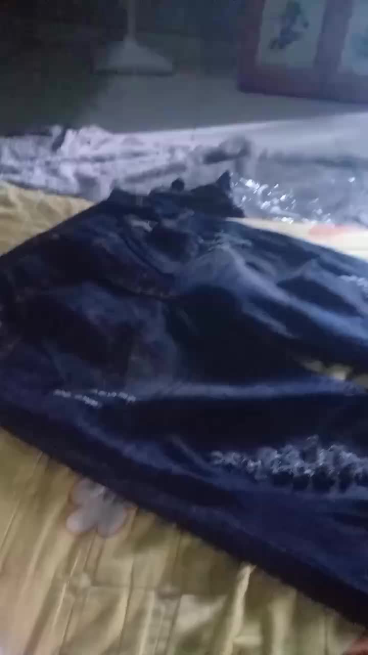 review image 0