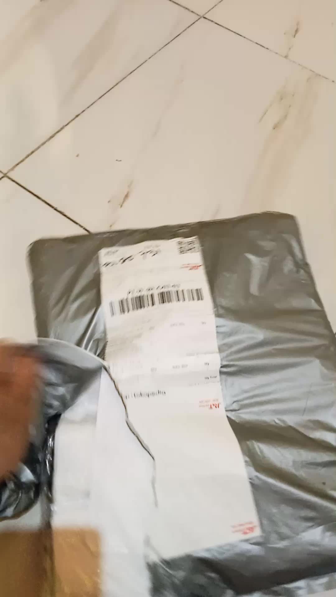 review image 0