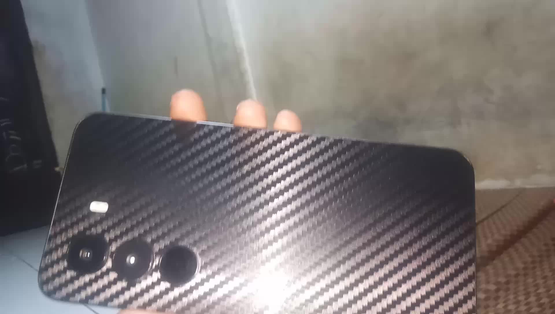 review image 0