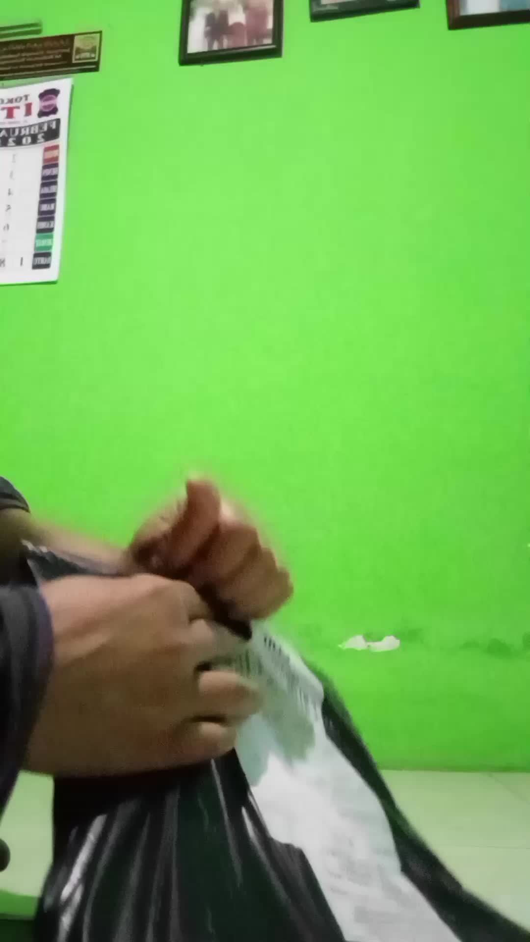 review image 0