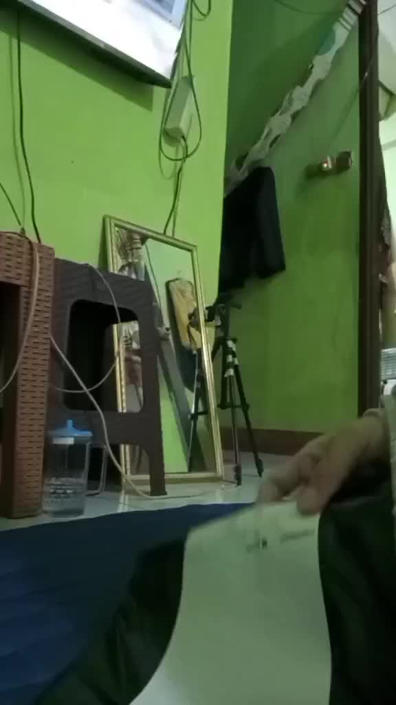review image 0