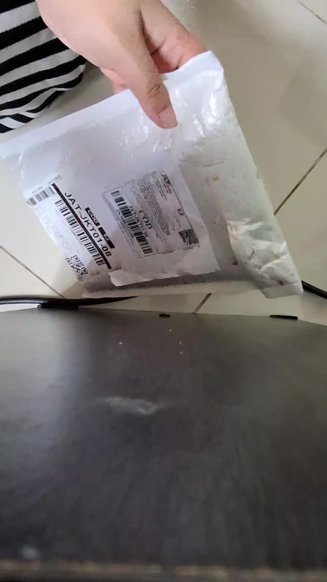 review image 0