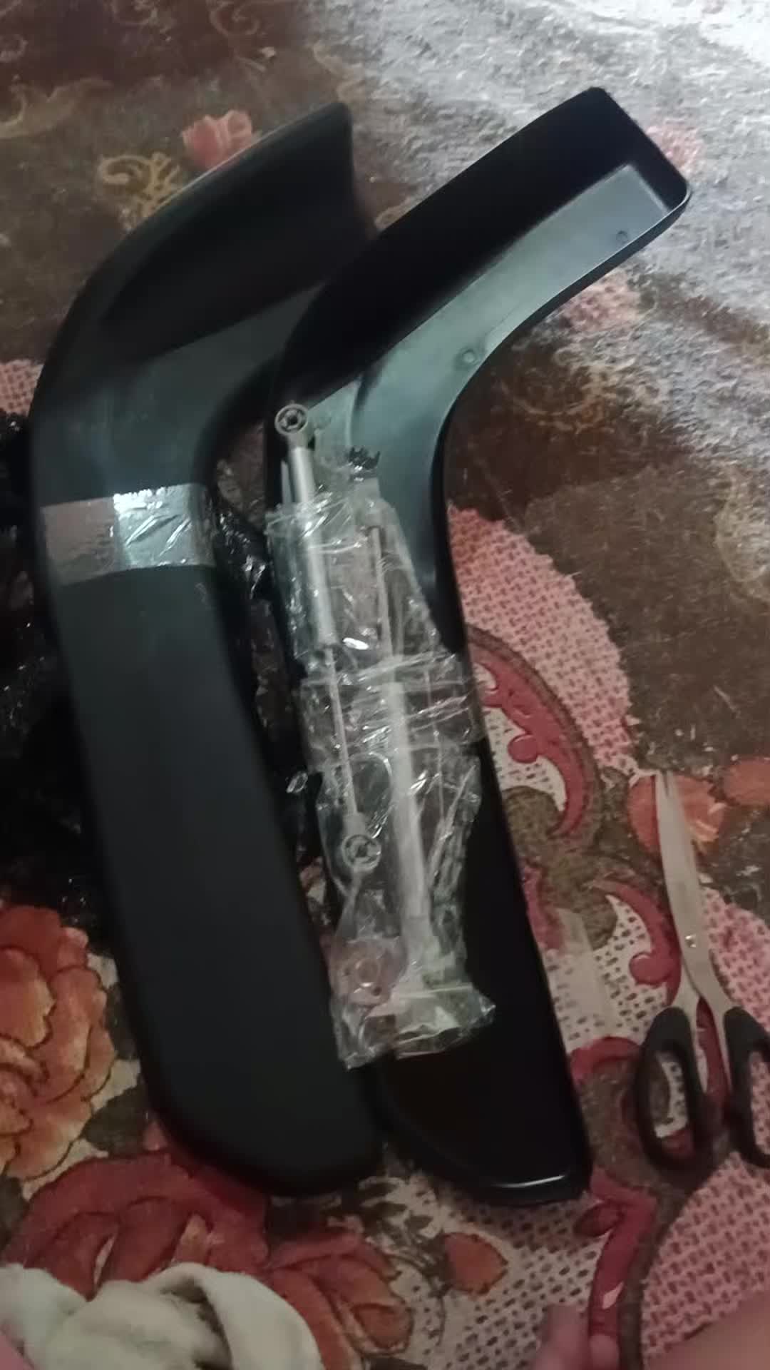 review image 0