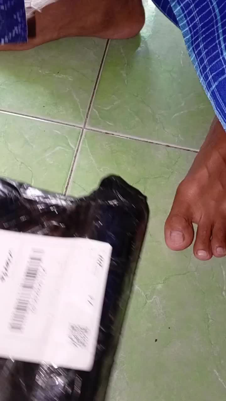 review image 0