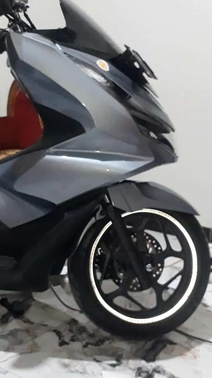 review image 0