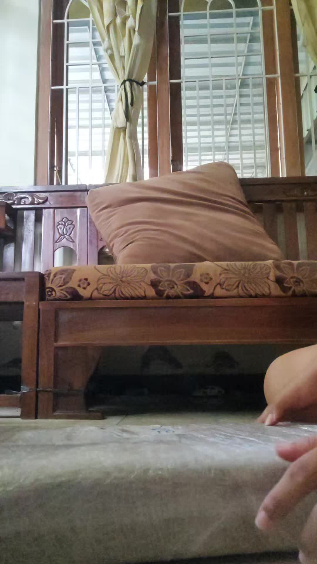 review image 0