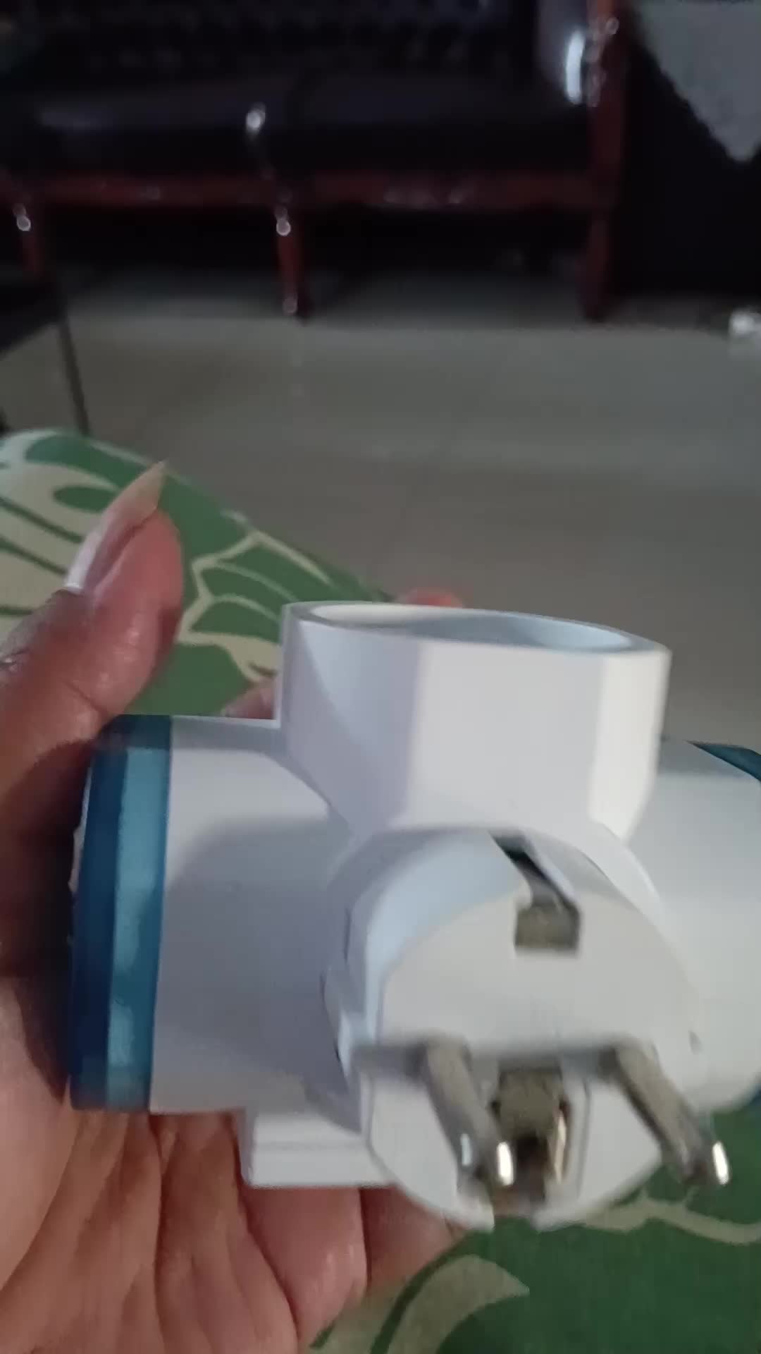 review image 0