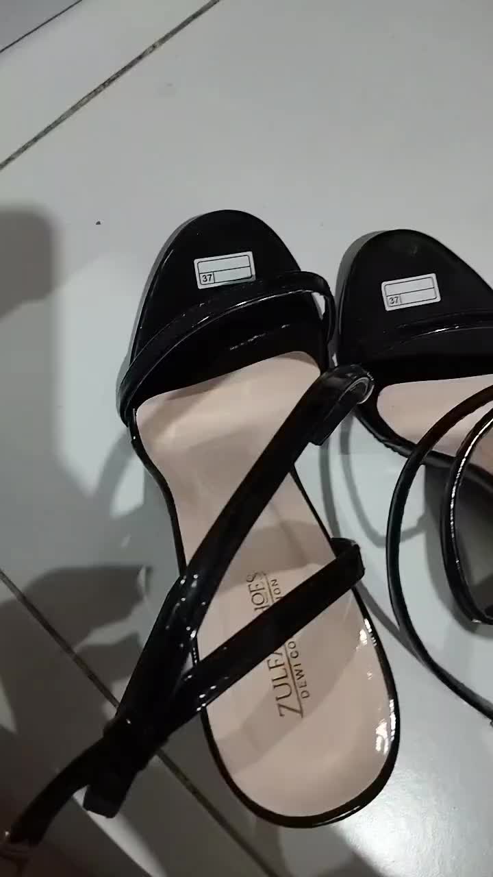 review image 0