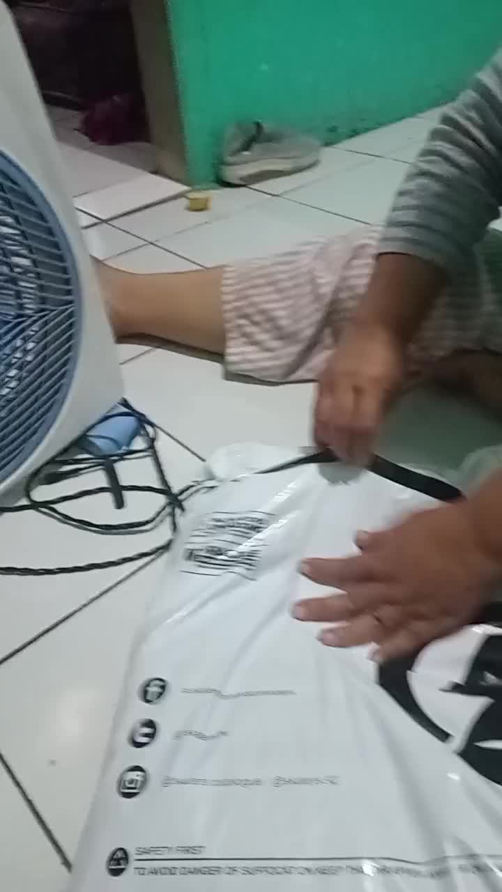 review image 0
