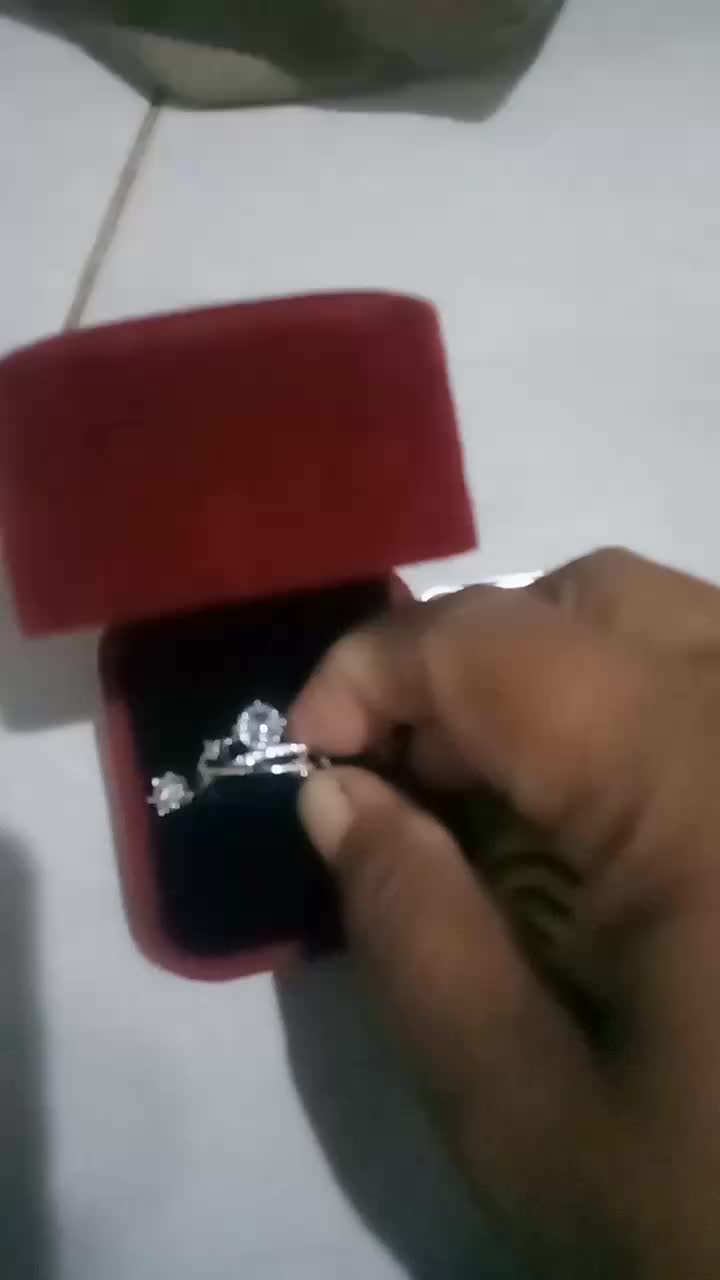 review image 0