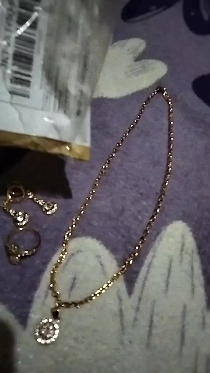 review image 0