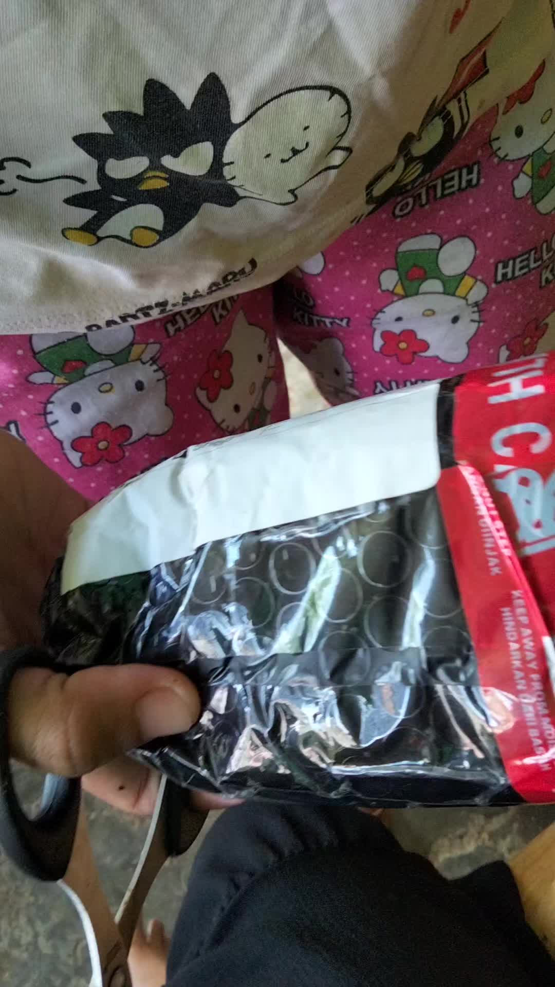 review image 0