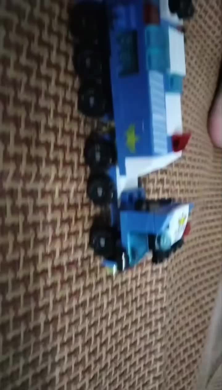 review image 0