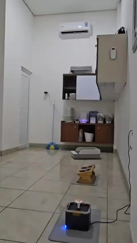 review image 0