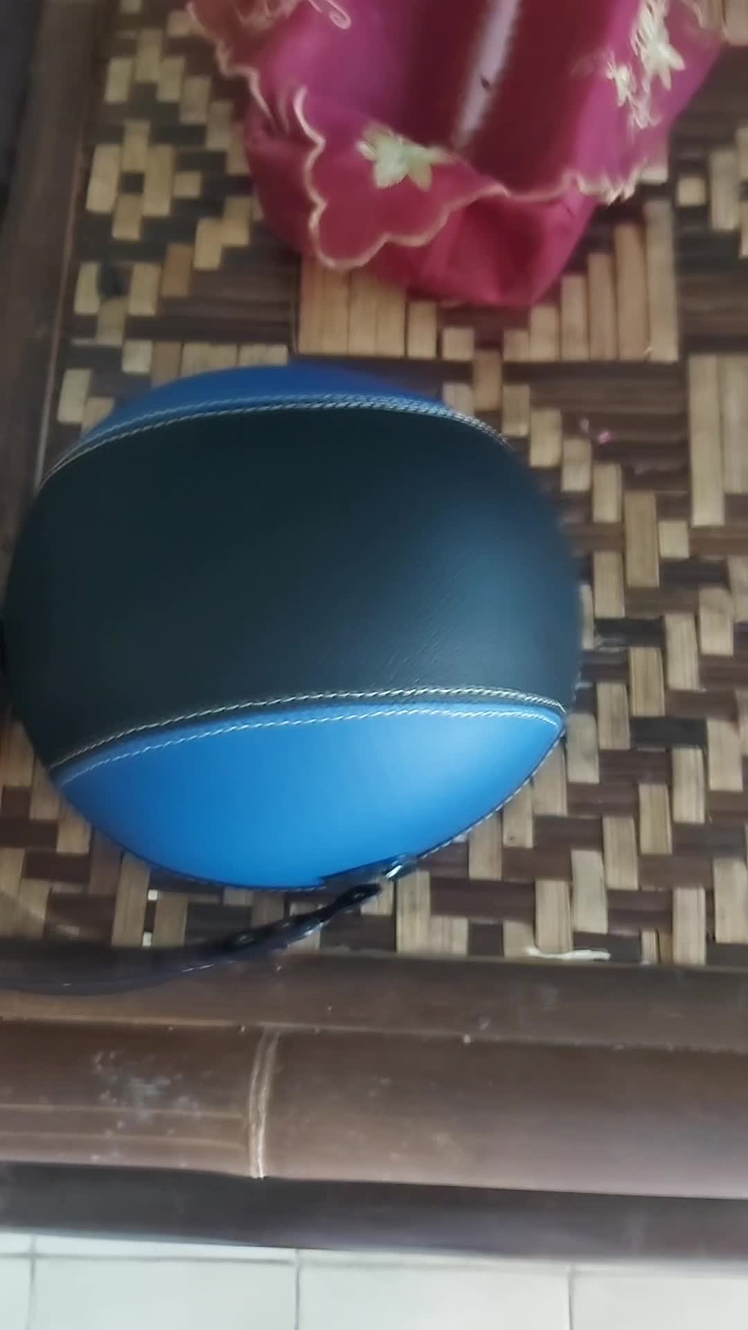 review image 0