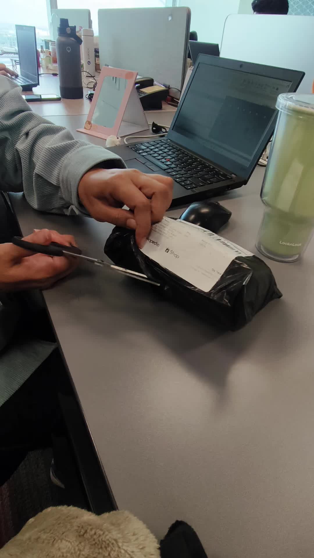 review image 0