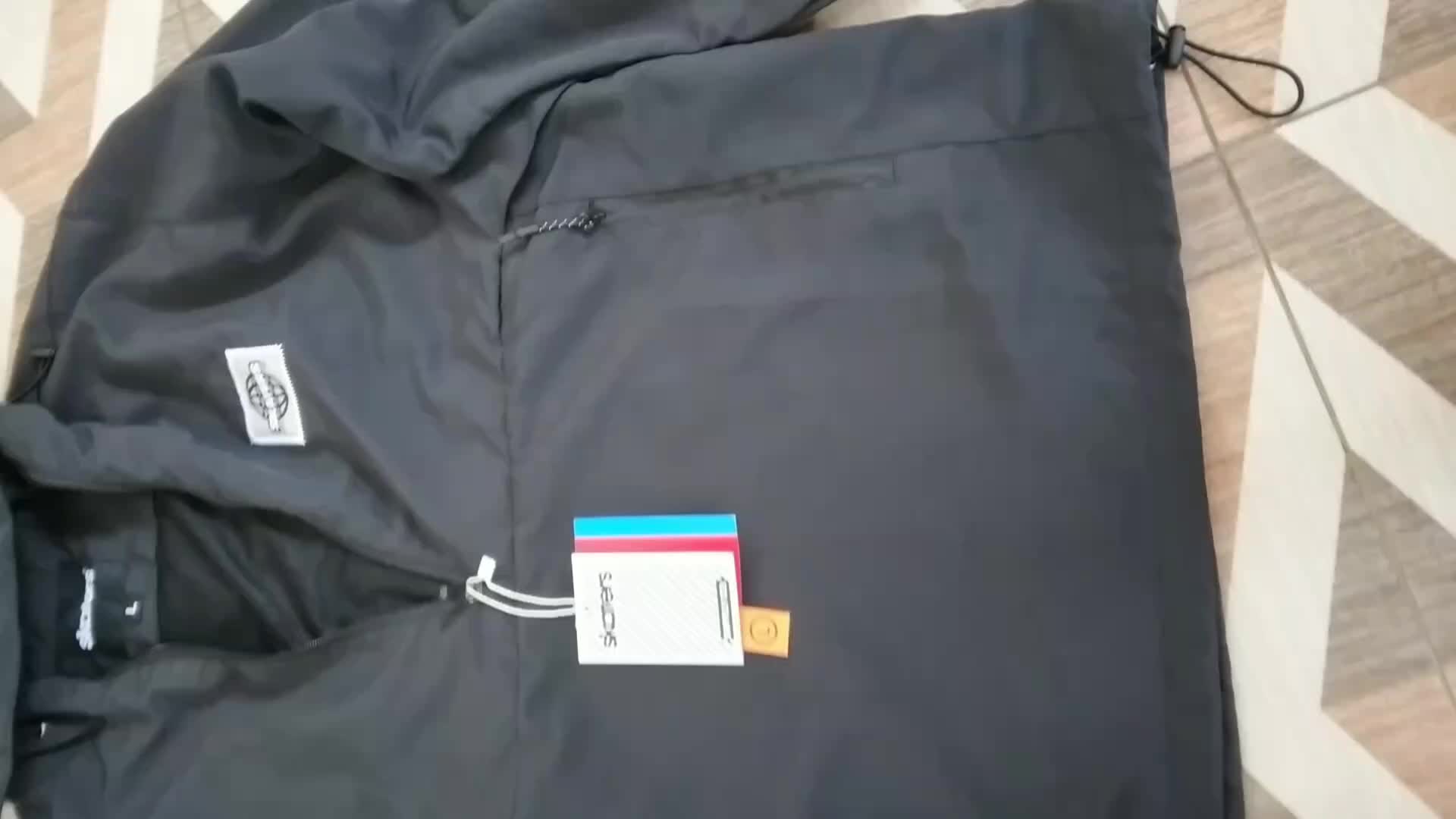 review image 0