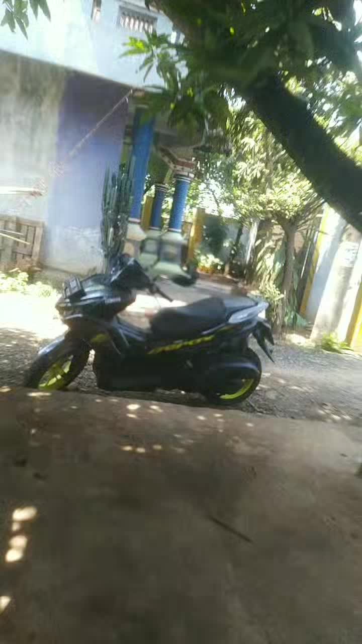 review image 0