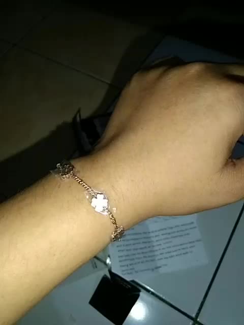 review image 0