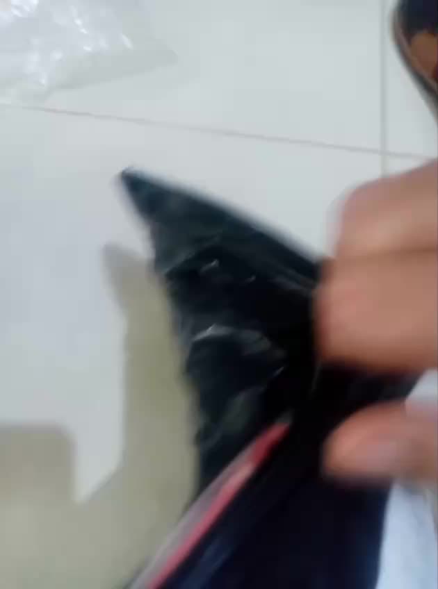 review image 0