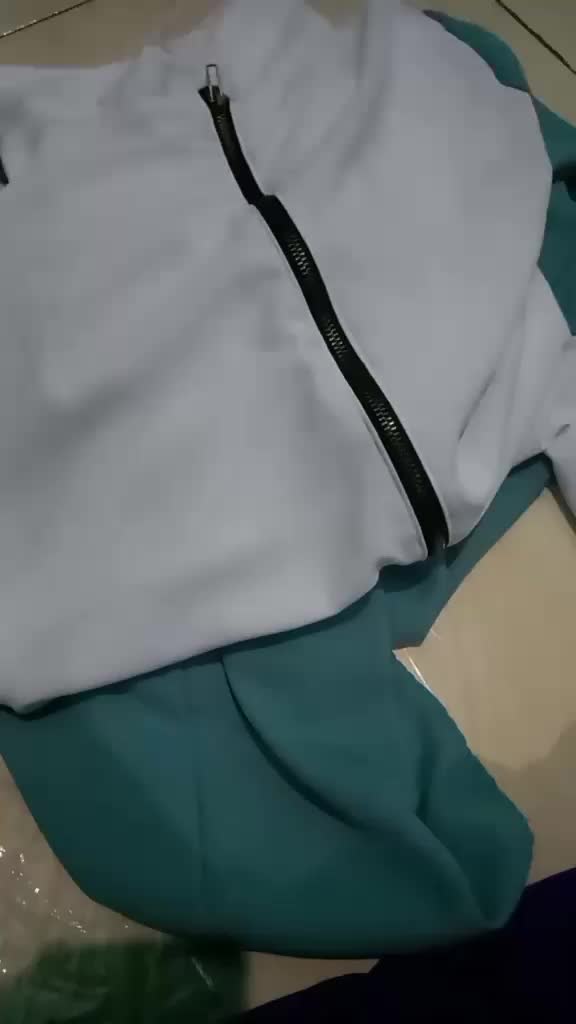 review image 0