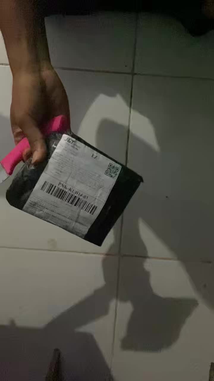 review image 0
