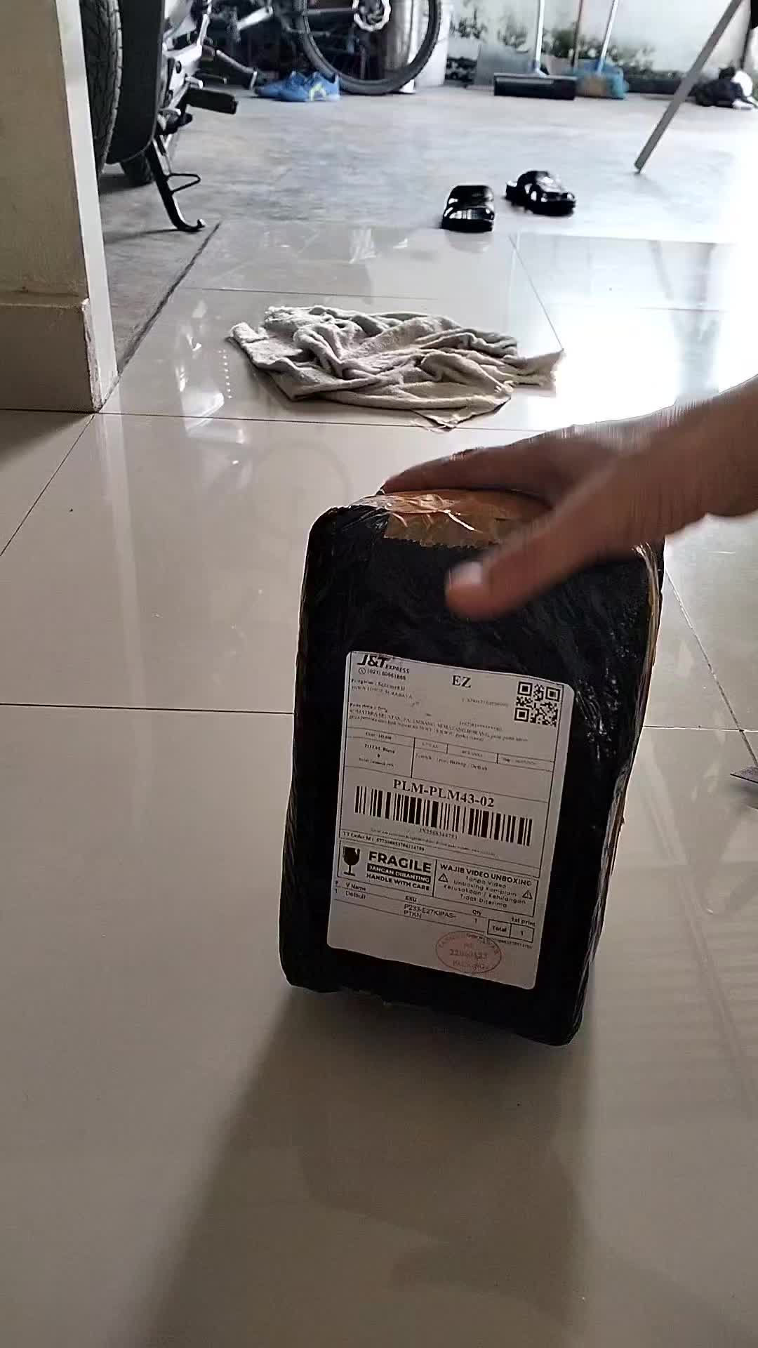 review image 0