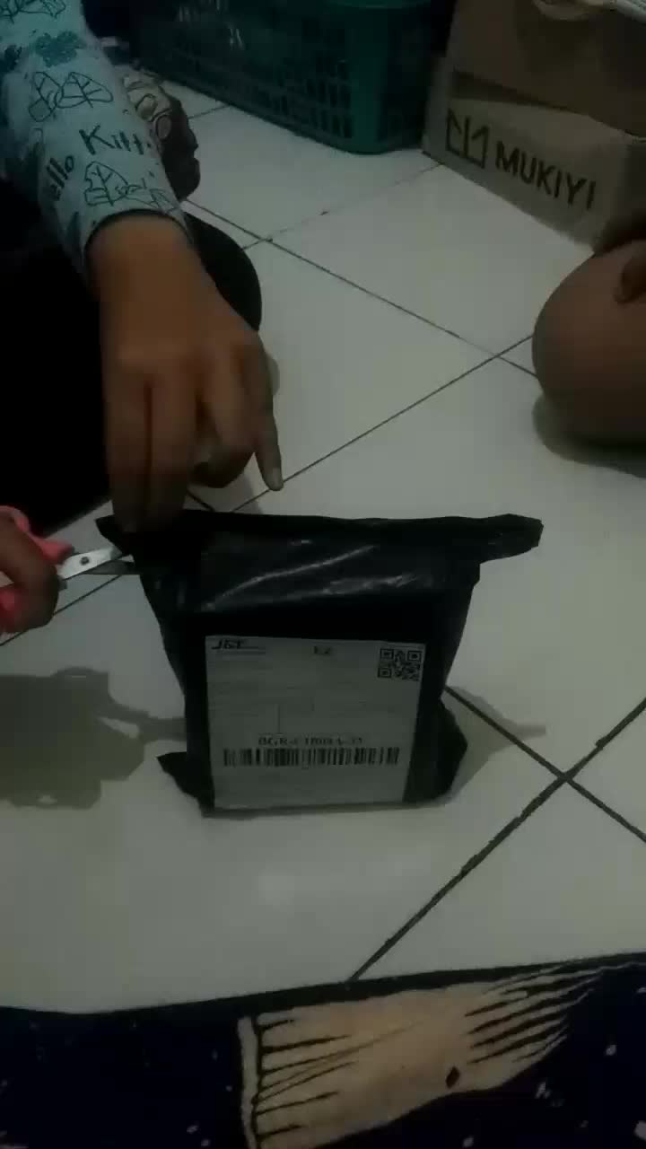 review image 0