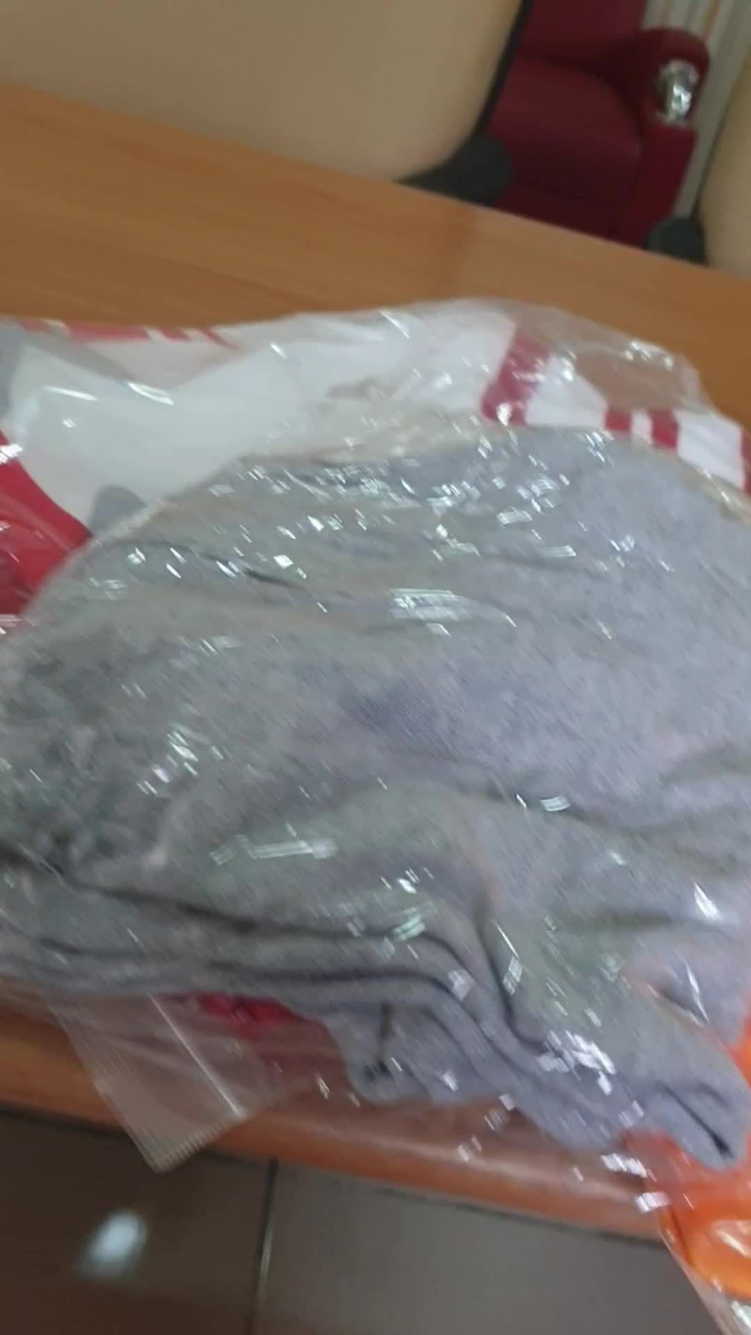 review image 0