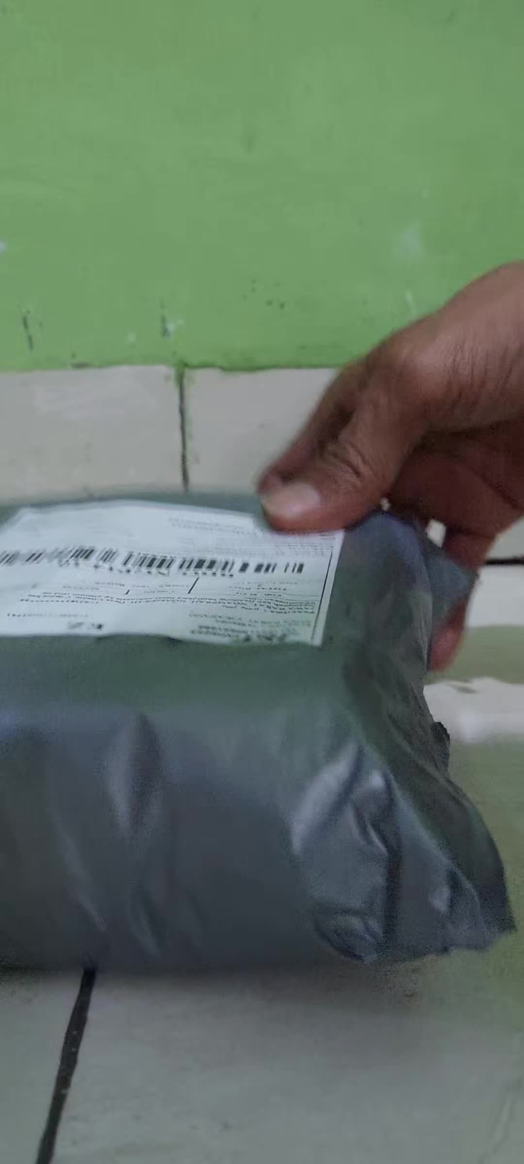 review image 0