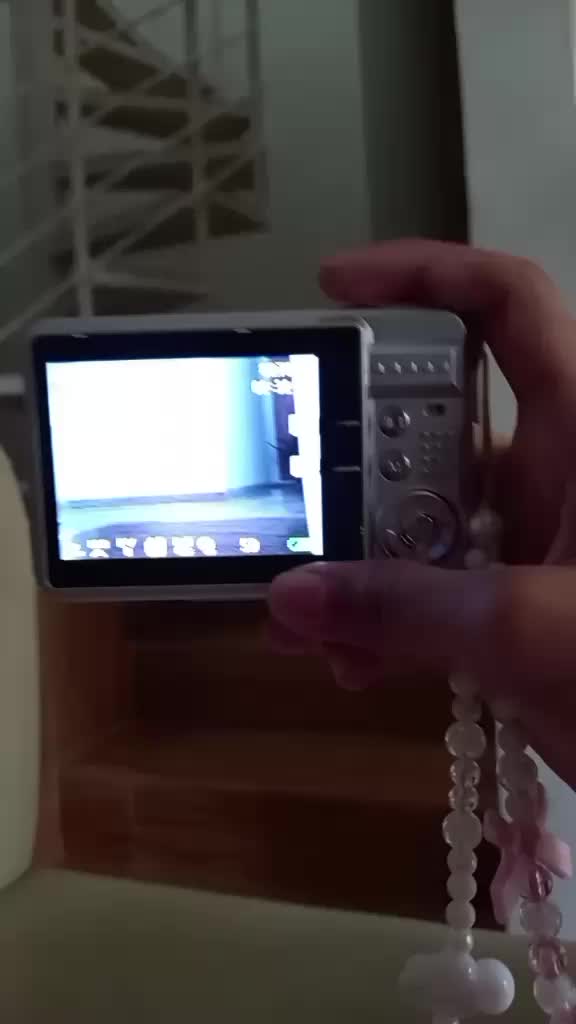 review image 0