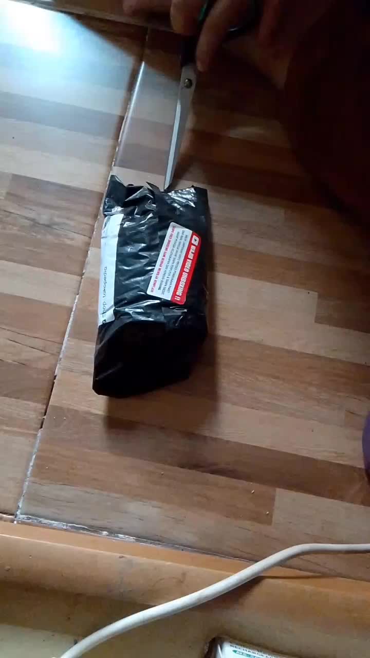 review image 0