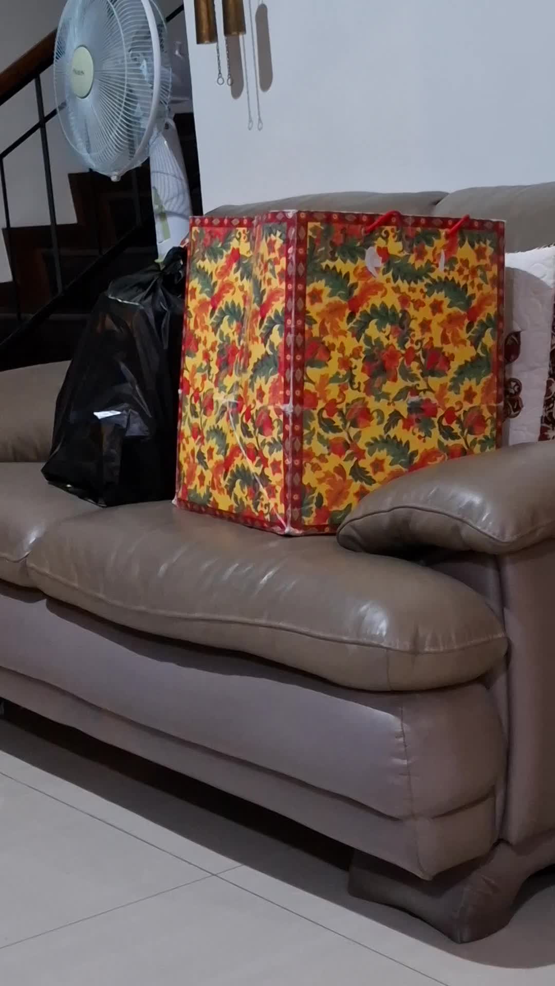 review image 0
