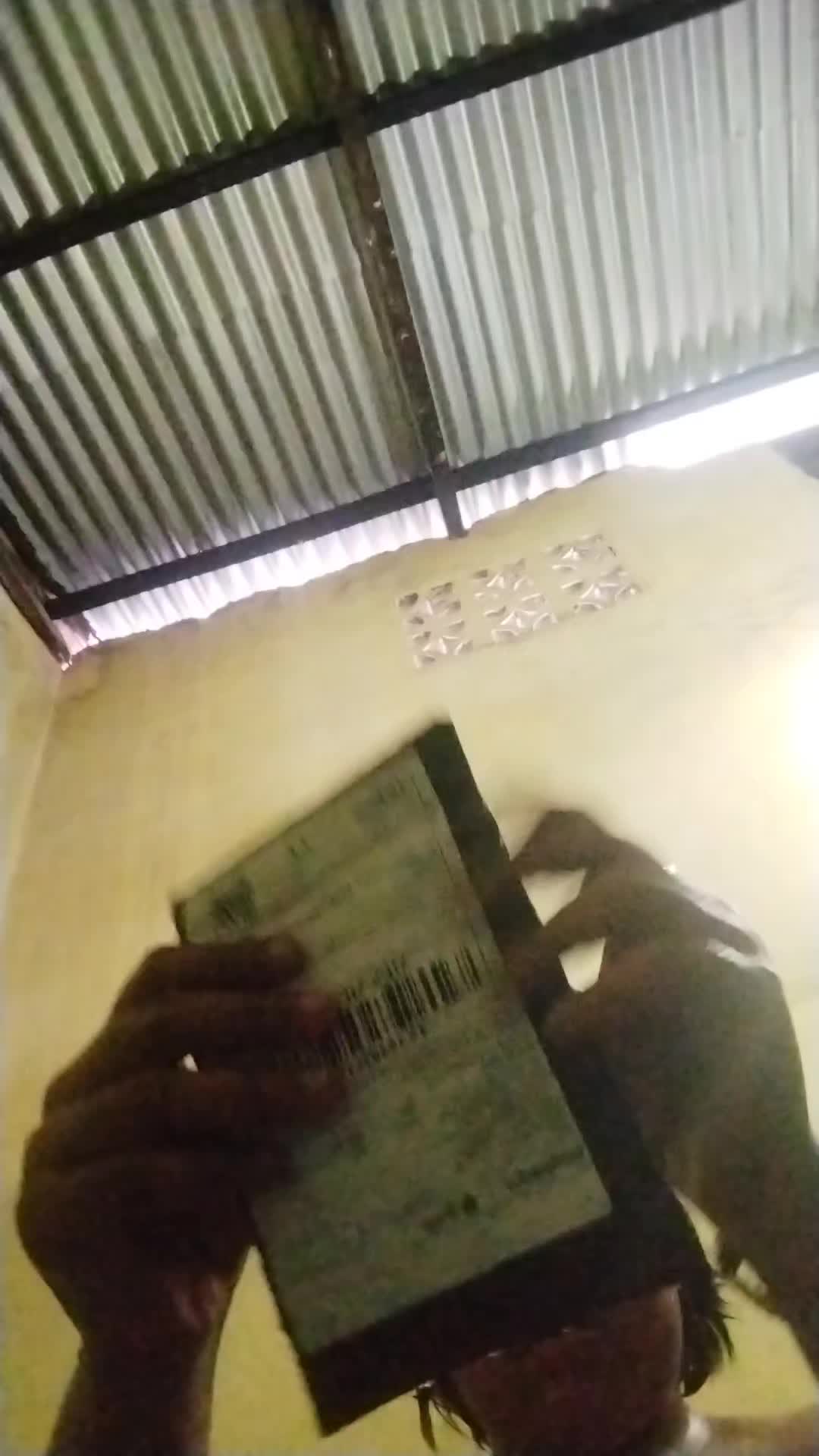 review image 0