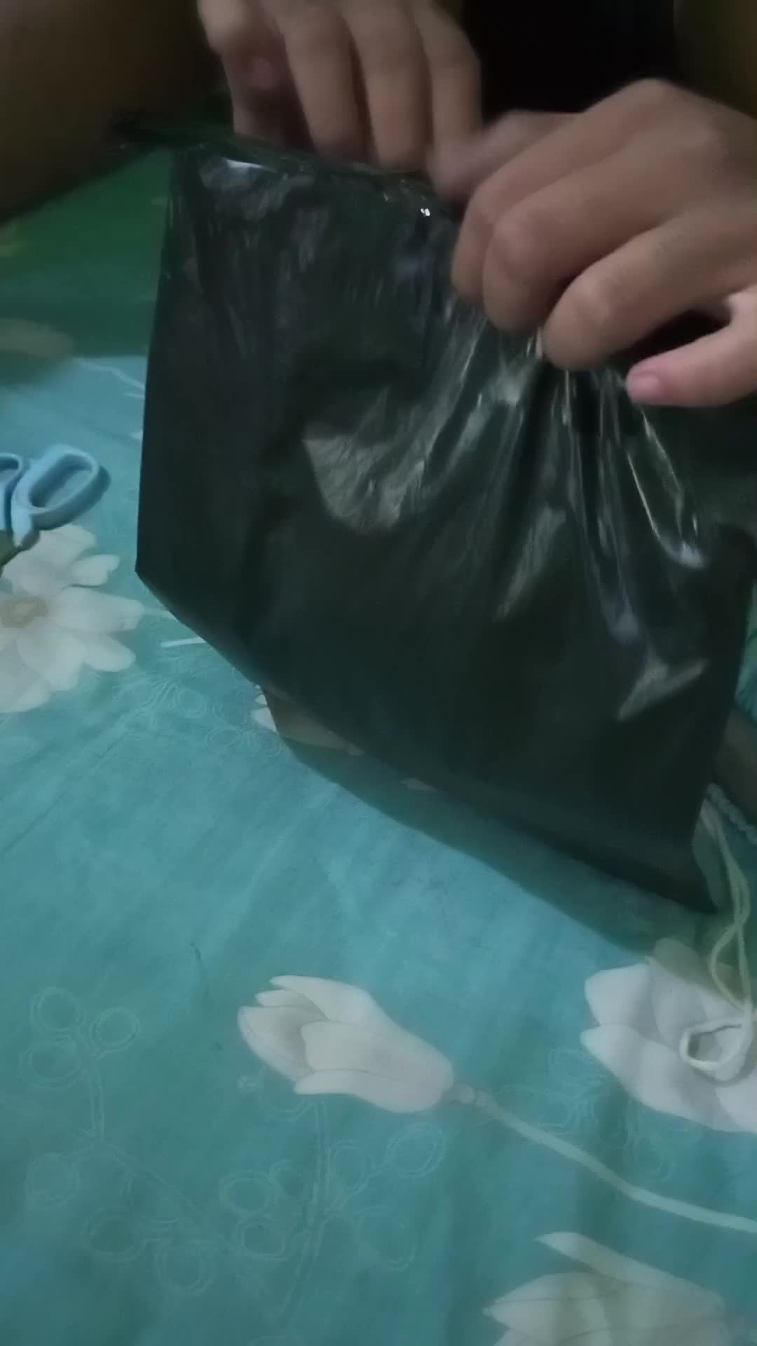 review image 0