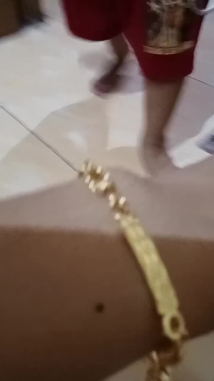 review image 0