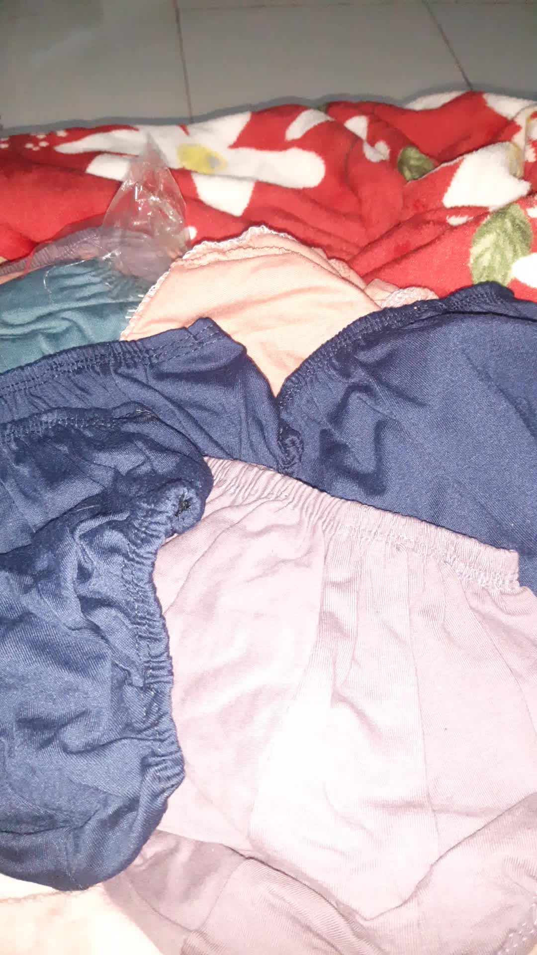 review image 0