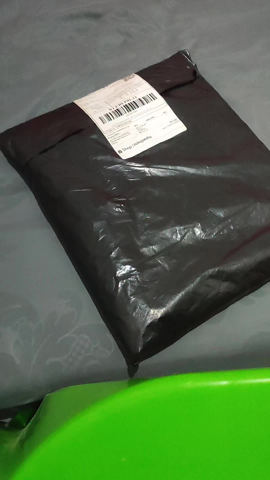 review image 0